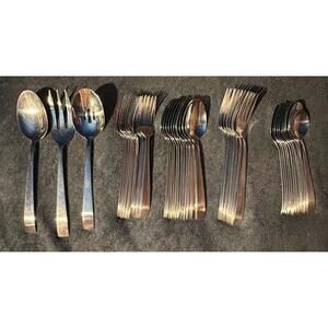 Oneida 18/10 Silverware Flatware - 43 Pieces